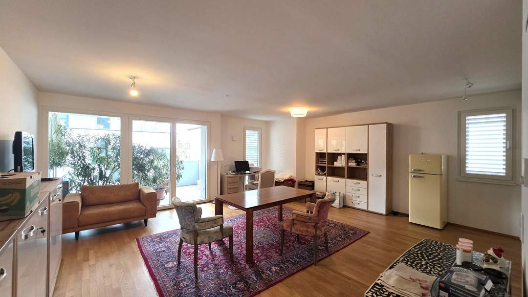 Top-ausgestattete Neubauwohnung mit großem Balkon in Ruhelage + AB MÄRZ!!