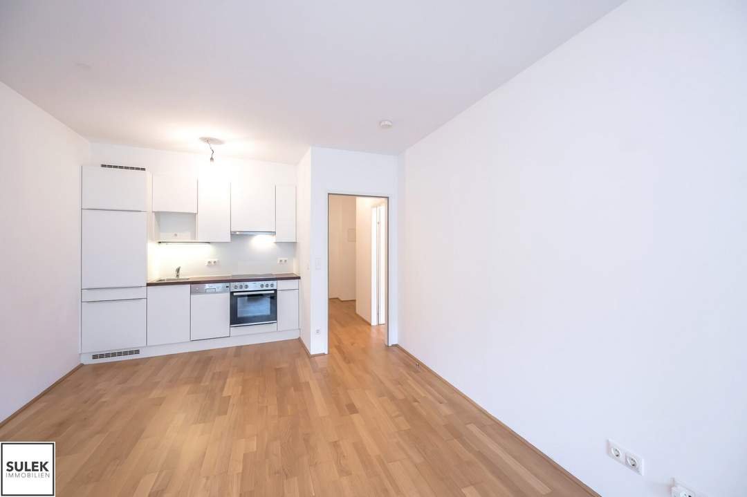 **Ab Sofort** Praktisch geschnittene 2 Zimmer Neubauwohnung – für Singles und Paare!