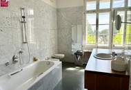 Exquisites Wohnen im Glanzingpark: Repräsentative 7-Zimmer-Residenz mit Traumblick, hohen Räumen und allgemeinen Wellnessbereich