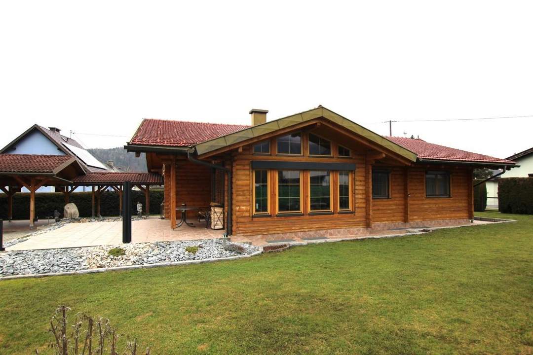 Charmantes Holzblockhaus in Top-Zustand in Ferlach
