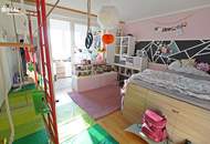 Einfamilienfamilienhaus mit Werkstatt & Lagerhalle, Garage und großem Garten mit Pool