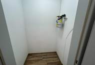 Repräsentatives Geschäftslokal am Hauptplatz von Laa an der Thaya – hell, großzügig &amp; vielseitig nutzbar