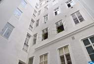 Nähe Ungargasse: 2 Zimmer-Altbauwohntraum im Innenhof (Balkonanbau möglich)!