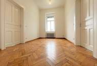 Großzüzige Altbauwohnung in Top-Lage