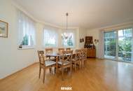 Gepflegte Doppelhaushälfte mit großzügigem Keller und Garage in familienfreundlicher Lage!