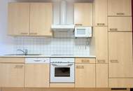 Ruhige 2Raum Wohnung - Renoviert und Teilmöbliert