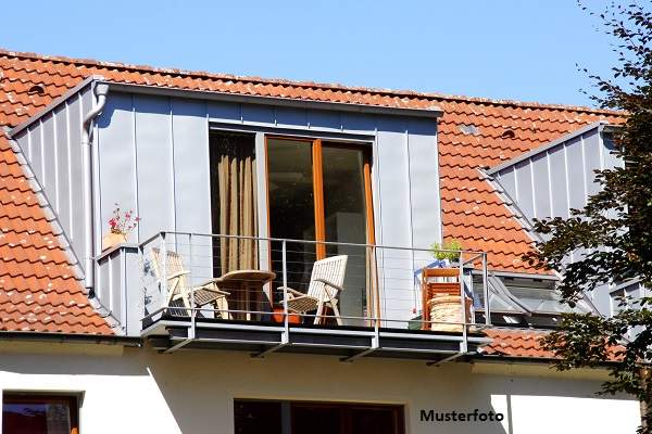 Wohnung Nr. 2 im DG (Lift vorhanden), 71,31 m² Wfl., bestehend aus Wohn- und Esszimmer, Abstellraum,