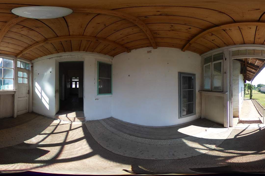Altes Landhaus mit großem Grundstück - ideal für Pferdehaltung und individuelle Gestaltung