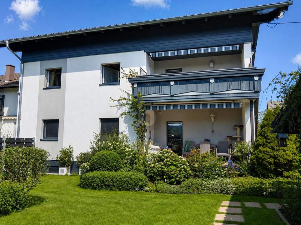 MEHRPARTEIENHAUS BEI SALZBURG: SEHR HOHE RENDITE &amp; NUR 5 MIN. ZUM MATTSEE