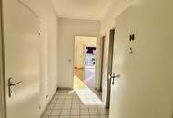 Neuer Preis! Gute DG Wohnung, 50m² bei LKH, Balkon & großer Keller mit ca. 14m², kein Lift (Kfz-Stellplatz zusätzlich). - WOHNTRAUM