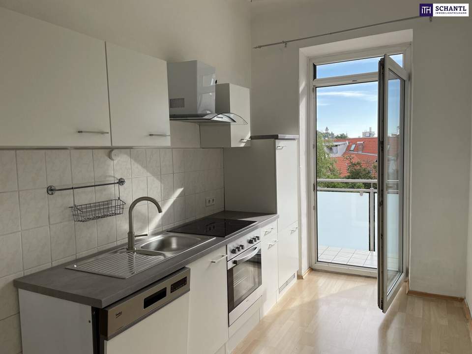 PREIS-HIT! SUPER HOHE RÄUME, Innenhof-Balkon & zentrale Lage! Zwischen CITYPARK und HAUPTBAHNHOF! BUSHALTESTELLE VOR DER EINGANGSTÜRE!