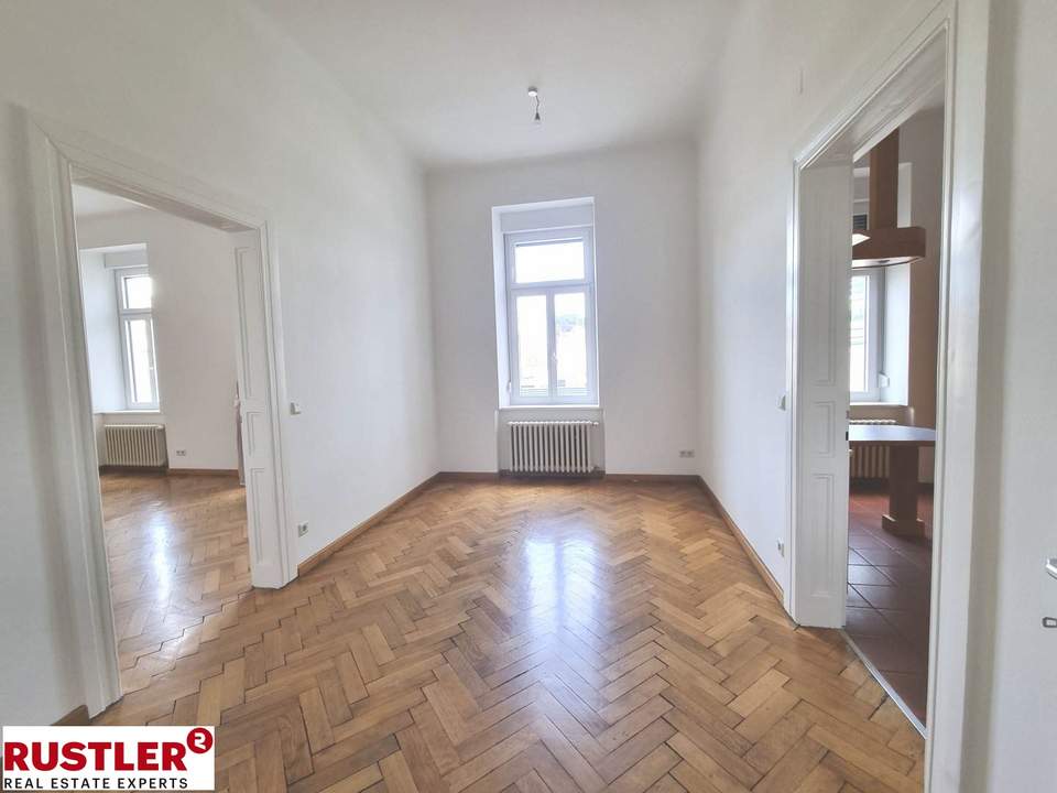 ALTBAU-CHARME | ZENTRAL WOHNEN | 2-ZIMMERWOHNUNG