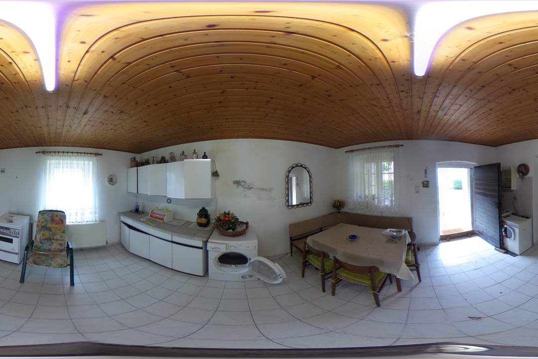 Tolles Einfamilienhaus mit großem Grundstück