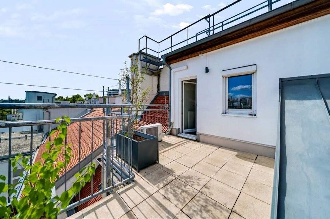 Urban Hideaway - Komplett hofseitig - Großzügige Terrasse