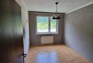 3-Zimmerwohung im obersten Stock - Erstbezug nach Sanierung - unbefristeter Mietvertrag