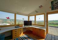 Nachhaltig wohnen mit Erdwärme – Architektenhaus in idyllischer Grünruhelage mit Weitblick