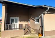 Solides Einfamilienhaus mit Entwicklungspotenzial in ruhiger Lage in Weitendorf