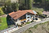 Riesiges Ein- oder Zweifamilienhaus mit 359 m² Wohnfläche, 2 Terrassen, Garage und Fernblick in Thalheim