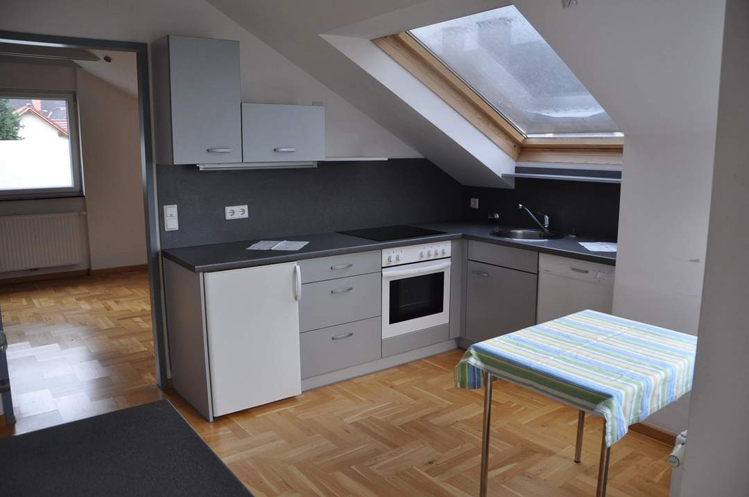 Charmante 2-Zimmer-Wohnung mit Loggia (Provisionsfrei)
