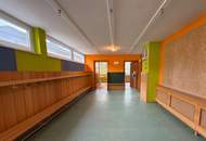 Projekt auf hervorragender Basis möglich - ehemaliger Kindergarten mit Garten erwerbbar!