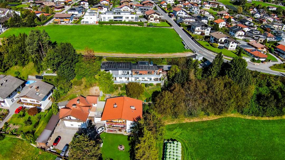 Preisupdate! Charmante Haushälfte in Fritzens mit großzügigen Außenbereichen und gemütlichem Freisitz!