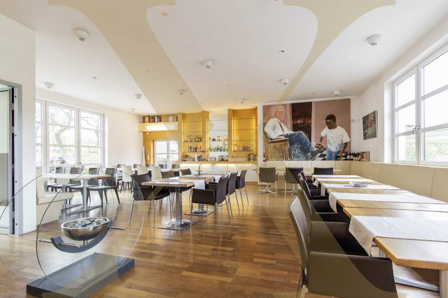 Gehobenes Gastronomielokal mit tollem Gastgarten, Seminar- und Veranstaltungsraum in der Wachau zu vermieten!, Gewerbeobjekt-legalform.pacht, 3.000,00,€, 3653 Melk