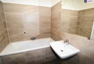 Ideale Hofruhelage! Neuwertige 2 Zimmer Wohnung mit großer Loggia!