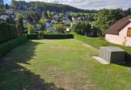 SOLIDES EINFAMILIENHAUS MIT EBENEM GRUNDSTÜCK