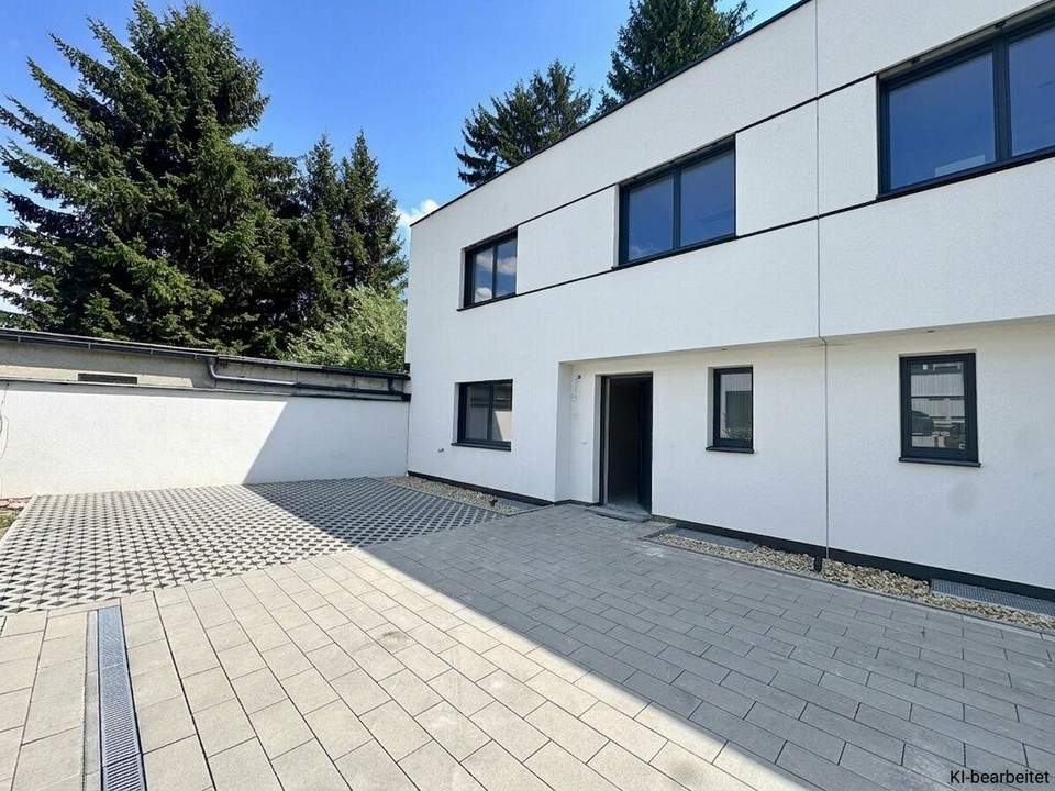 HOCHWERTIGE ERSTBEZÜGE I TOP-Ausstattung I Vollunterkellerung I Privater Zugang zum Kierlingbach I Eigengrund I