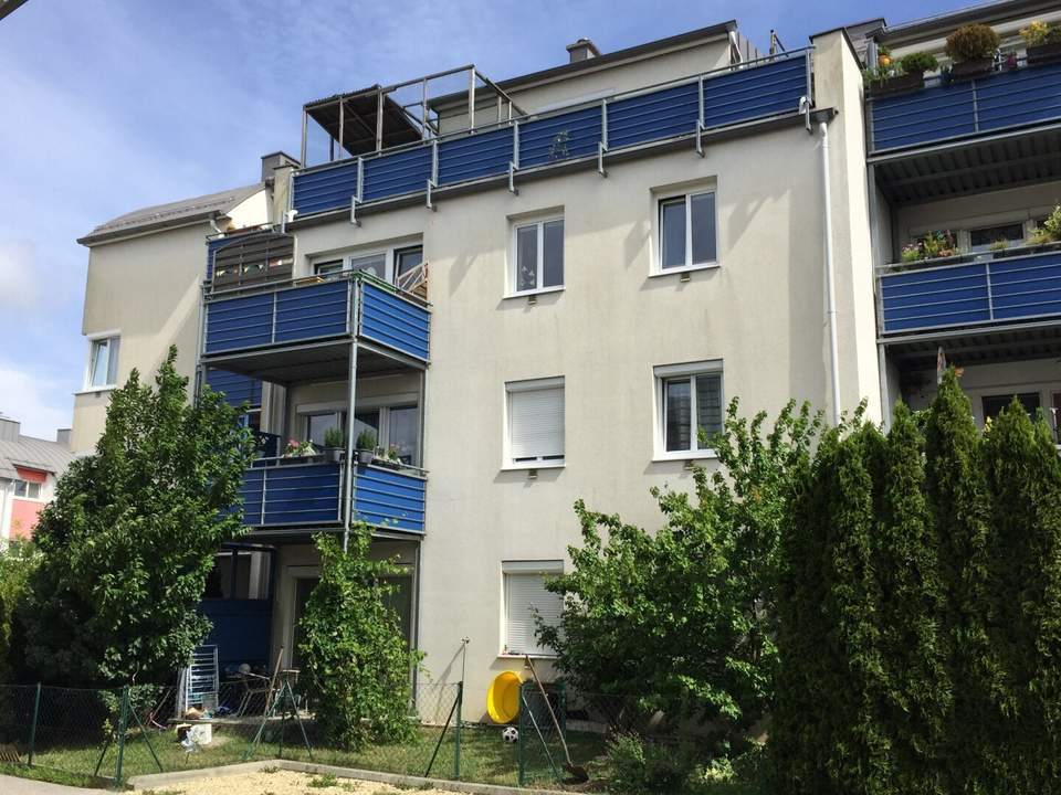 geräumig und unbefristet! - 3-Zimmer-Wohnung mit Balkon