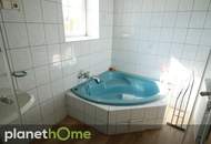 Mitten im Ort und doch privat