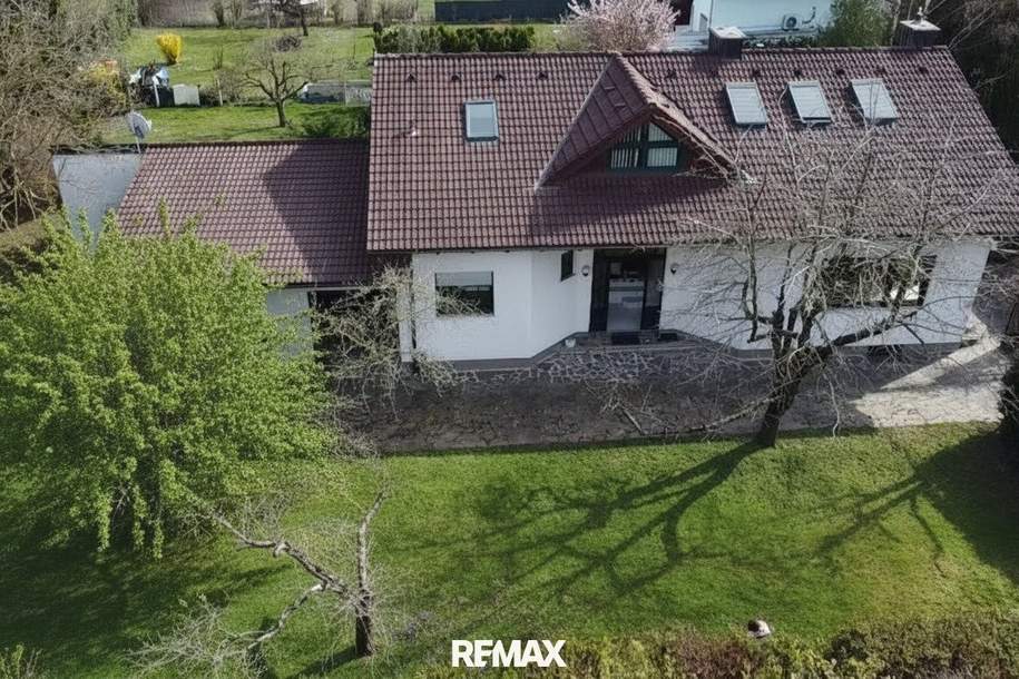 Großzügige Liegenschaft | attraktives Einfamilienhaus mit Galerie|1.706 m² Grundstück | 2 Garagen!, Haus-kauf, 690.000,€, 2822 Neunkirchen