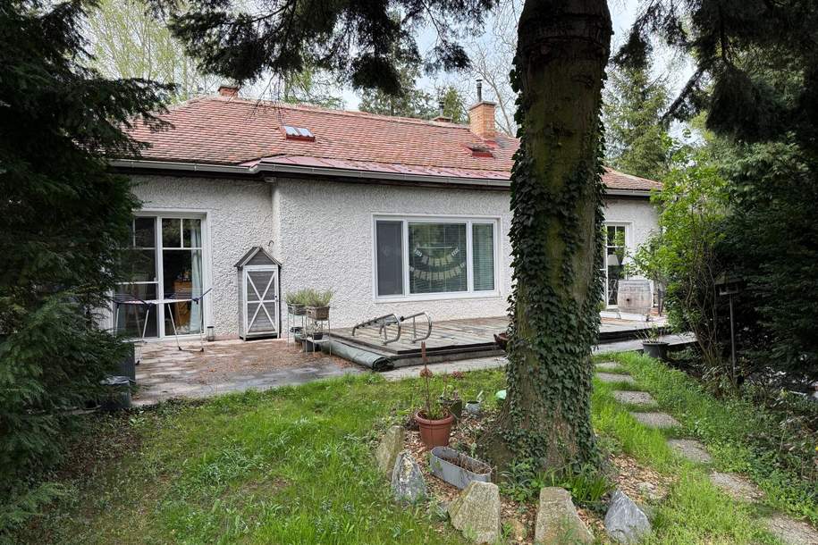 TEILUNTERKELLERTER BUNGALOW MIT POOL UND SCHÖNEM GRÜNBLICK, Haus-miete, 1.963,50,€, 2381 Mödling