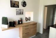 Moderne, hochwertig sanierte 3 Zimmer Wohnung mit verglaster Loggia, Keller und Garagenplatz