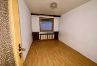 4 ZIMMER mit HOFSEITIGER LOGGIA, NEUBAU zum SANIEREN!