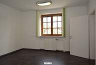 Großzügiges Wohnhaus in schöner Lage in Weinzierl