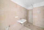 NEUBAU - 3 Zimmerwohnung mit großem Balkon und Fernblick- Inklusive Tiefgaragenplatz!