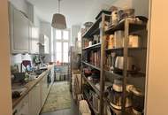 UNBEFRISTET - Helle 3-Zimmer Altbauwohnung mit separater Küche im 2. Liftstock und KFZ-Stellplatz optional