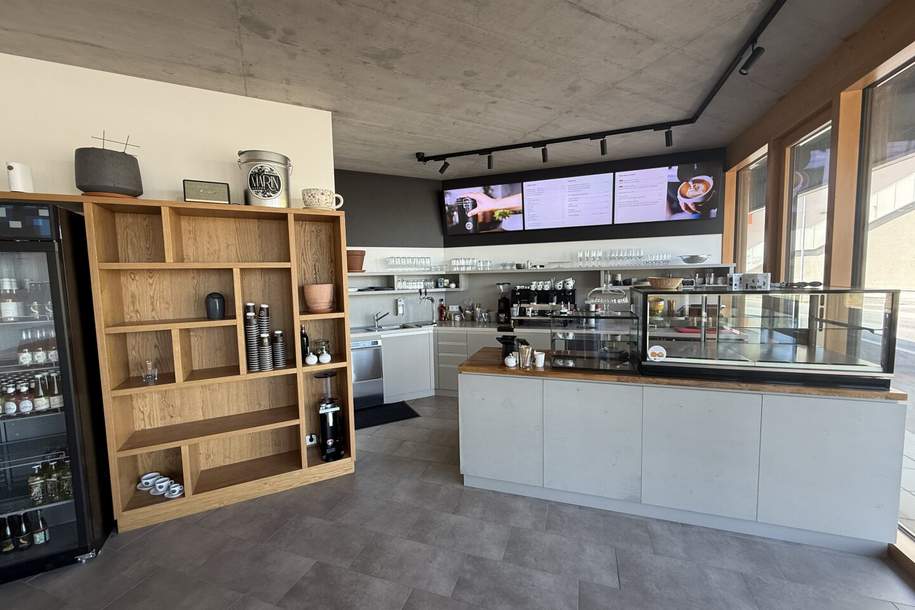 Sofort nutzbares Café/Gastrolokal in Frequenzlage in Schwechat, Gewerbeobjekt-miete, 933,33,€, 2320 Bruck an der Leitha