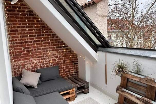 Graz: Charmante Altbau-2-Zimmer-Dachgeschosswohnung – sonnige Loggia Richtung Westen - vermietet bis 31.12.2028!, Wohnung-kauf, 265.000,€, 8010 Graz(Stadt)