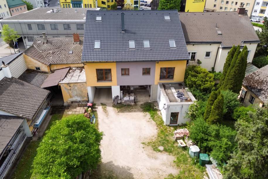 Stadthaus mit zwei Wohneinheiten, idyllischem Innenhof & großem Ausbaupotenzial, Haus-kauf, 690.000,€, 3300 Amstetten