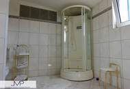 Großzügige DG Wohnung mit 2 ruhigen Südterrassen in zentraler Lage