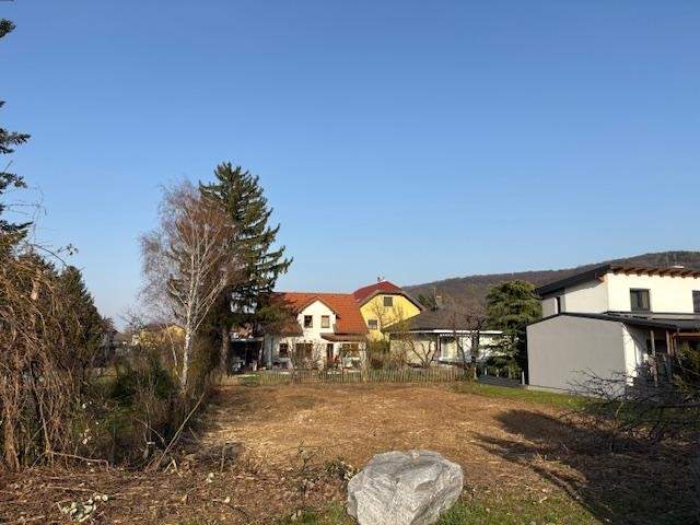 "Sonnengrundstück in einer besonderen Lage von Wördern"