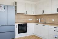 Helle 2-ZIMMER-WOHNUNG MIT großer TERRASSE NÄHE U6!