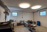 Suchen Sie ein neues Zuhause für sich und Ihre Tiere? Dieses renovierte Bauernhaus mit Nebengebäude und großem Grundstück wartet auf Sie!