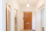 2-Zimmer-Wohnung – Loggia mit Blick ins Grüne