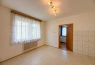 *** Gemeinschaftsprojekt oder Investment? Zwei Häuser, sechs Stellplätze, großes Grundstück in Toplage! ***