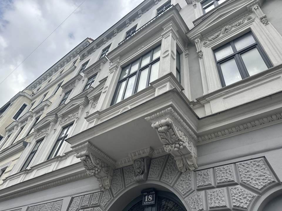 Altbauwohnung mit Charme und Potential- Sanierungsbedürfig, gestallten Sie Ihre Wohnung im 7.Bezirk..