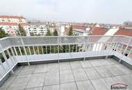 Schöne Dachgeschoßmaisonette mit Terrasse und Wienblick und 2 Garagenplätzen (Stapelparker) (Mietbeginn 01.08.2026)