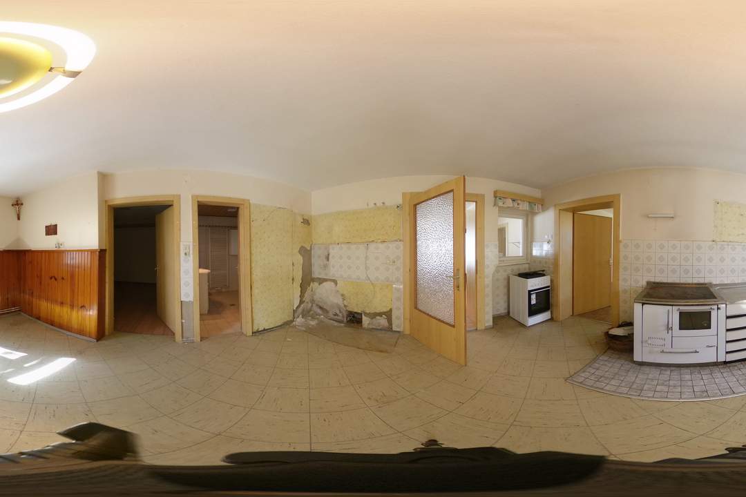 Rarität "Vierkanter" direkt neben dem Golfplatz